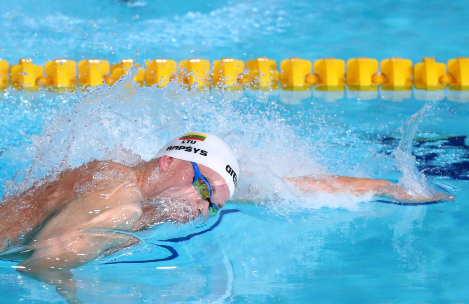 Trys Lietuvos plaukikai pasaulio taurės varžybose Tokijuje pateko į finalus