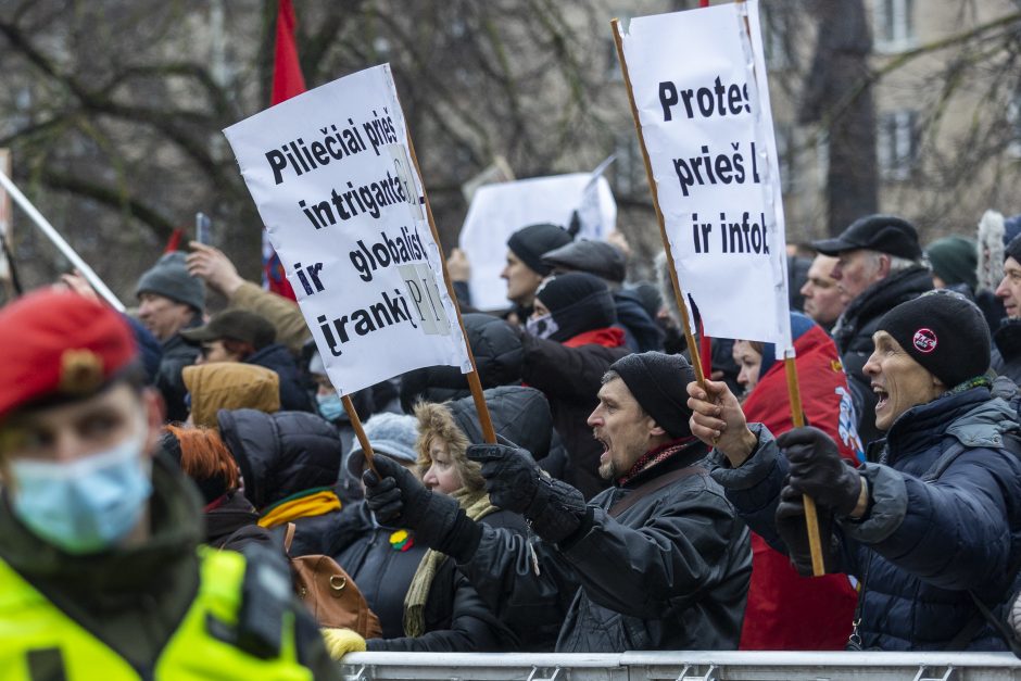 Po protesto – A. Orlausko pareiškimas apie valdžią: jie – ne vadovai, jie iškamšos