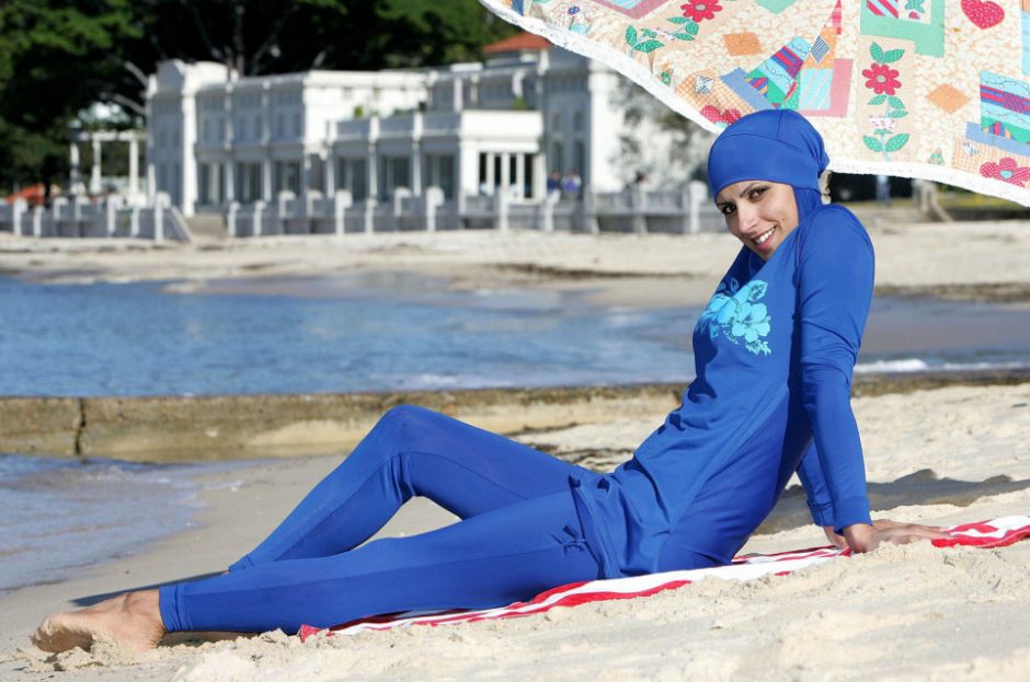 Kanų meras uždraudė dėvėti burkinius miesto paplūdimiuose