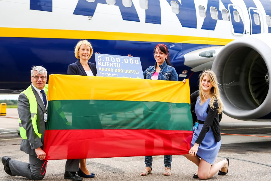 Iš Kauno oro uosto išlydėta penkiamilijonoji „Ryanair“ keleivė