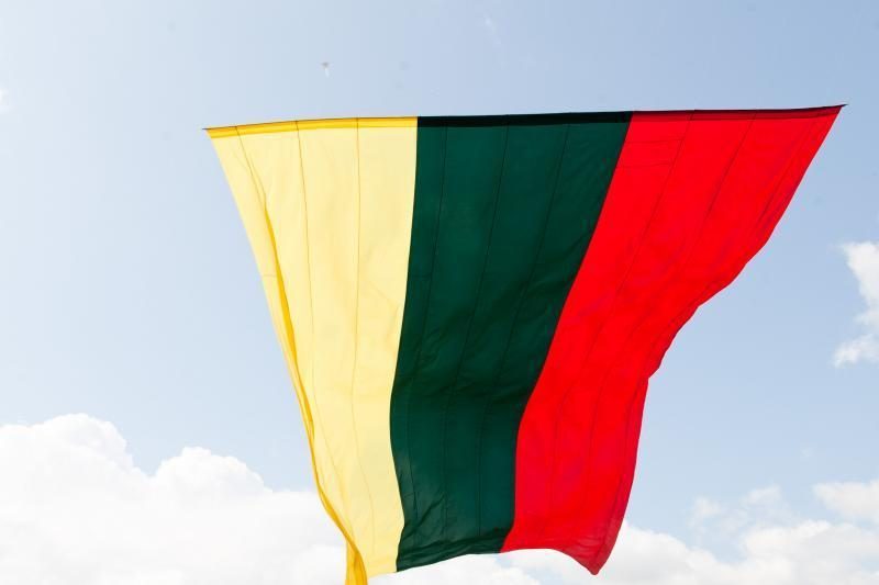 Marijampolėje išniekinta valstybinė vėliava