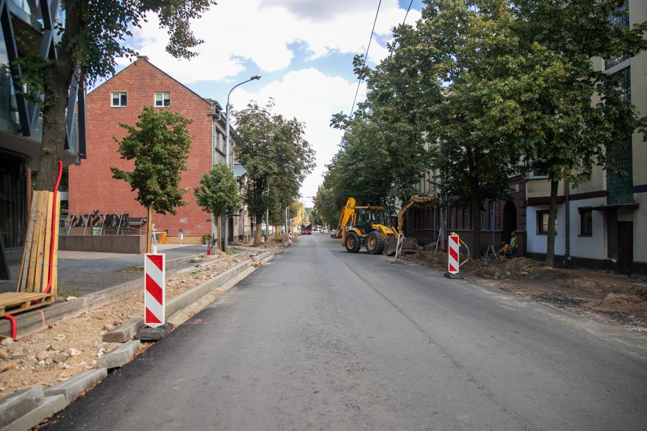 Kęstučio gatvės remonto pabaigos laukia ne tik vairuotojai, bet ir pėstieji