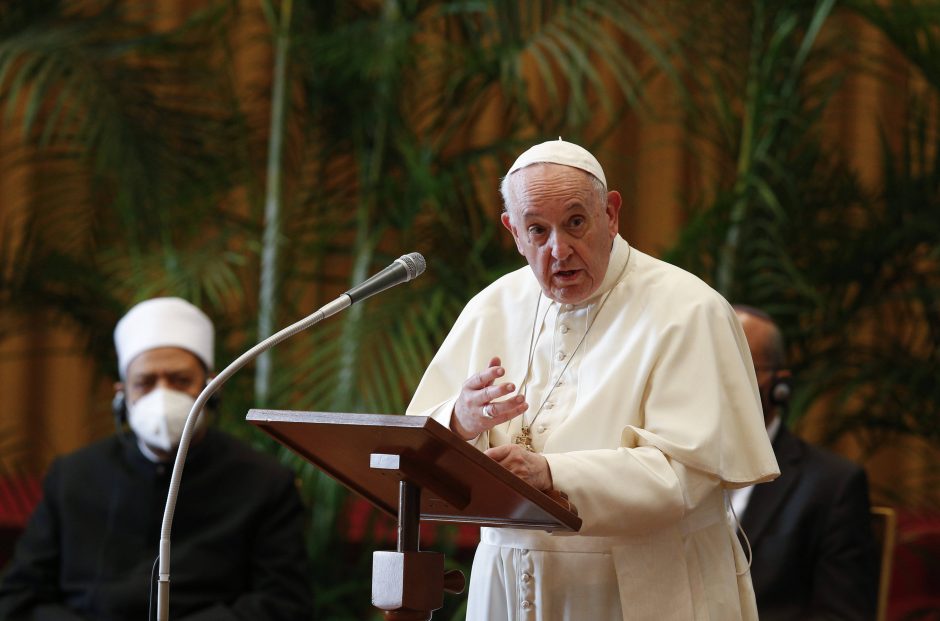 Popiežius: COP26 privalo spręsti „beprecedentę ekologinę krizę“