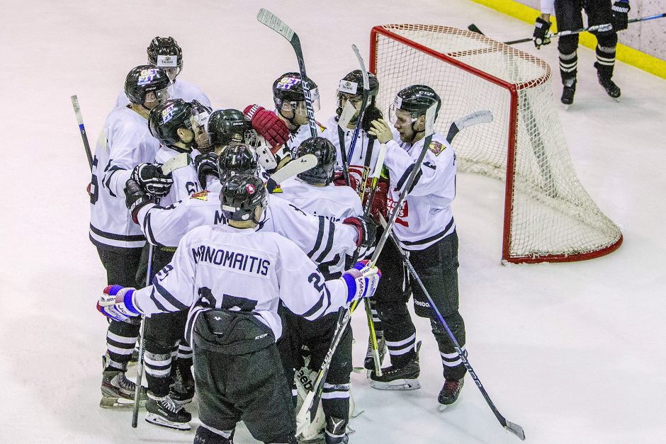 Antrą kartą Kaune laimėjusi „Hockey Punks“ ekipa – per žingsnį nuo finalo