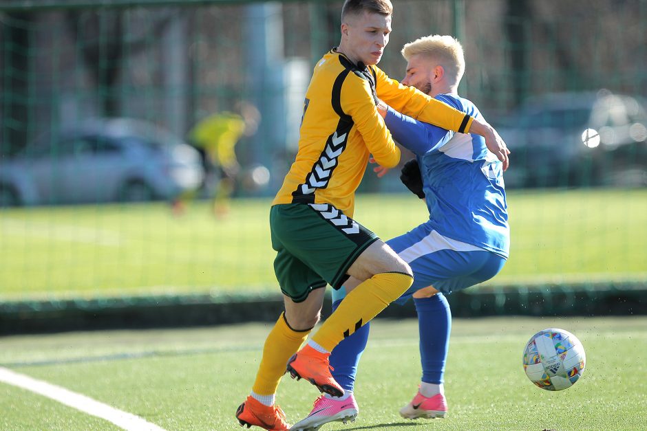 Lietuvos jaunimo futbolo rinktinė nugalėjo Kauno „Stumbrą“