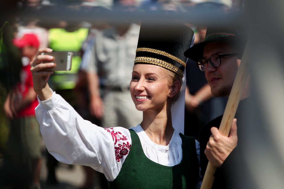 Garsi balerina: manęs keturis kartus vos nepartrenkė pėsčiųjų perėjoje