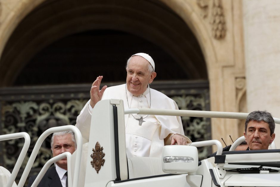 Apie reakcijas dėl popiežiaus žodžių: nepasigaukime šios baisios neapykantos choleros