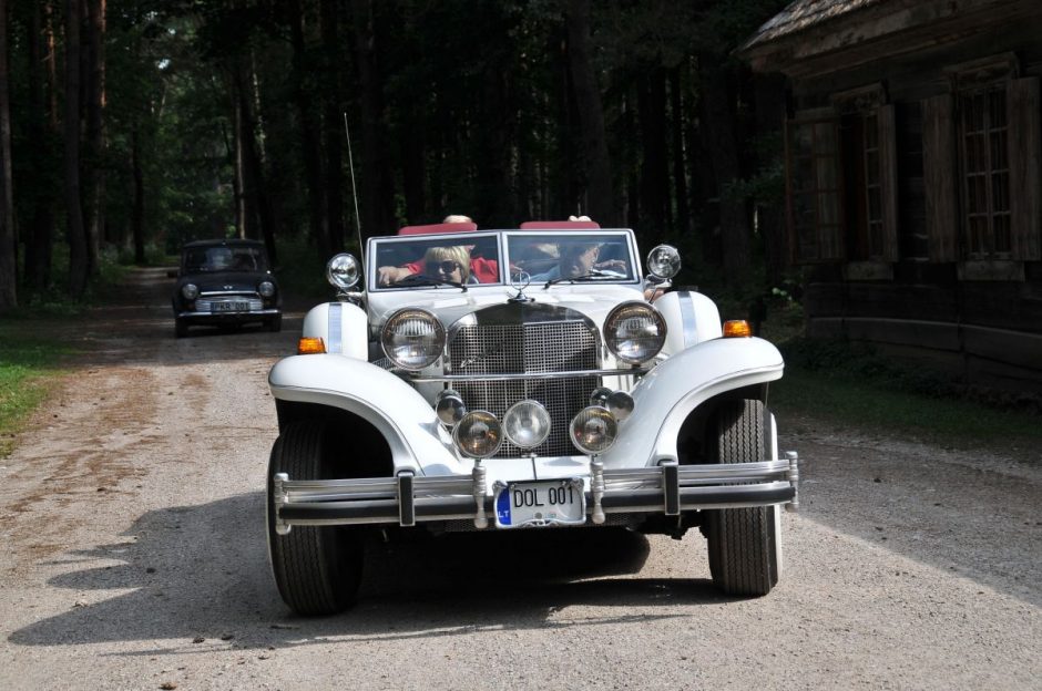 Aukštaitijos apylinkių gyventojus stebins istoriniai automobiliai ir motociklai