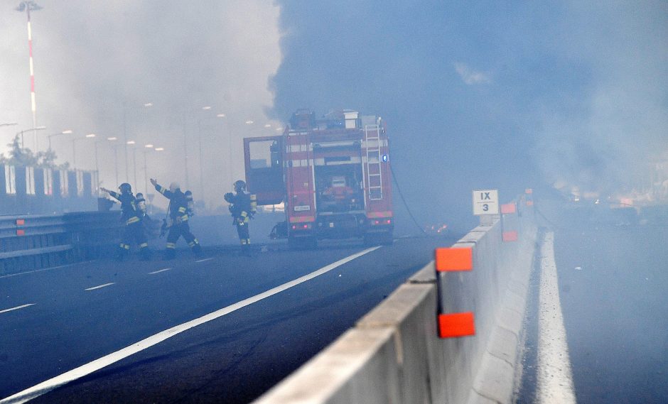 Netoli Bolonijos oro uosto nugriaudėjo smarkus sprogimas: žuvo du žmonės