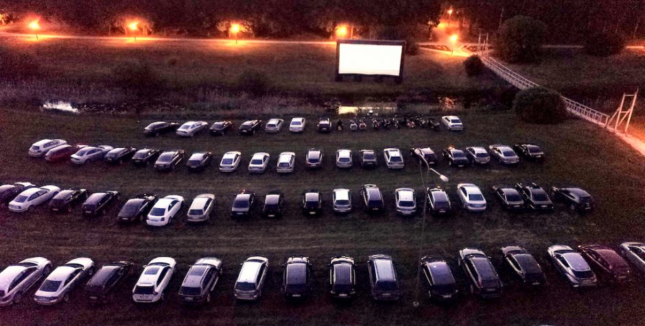 Klaipėdoje – „Drive-in“ kino ir siaubo hologramų šou