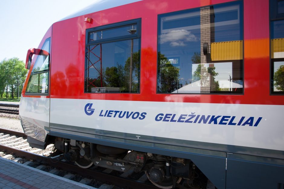 „Lietuvos geležinkeliai“ veš krovinius Lenkijoje