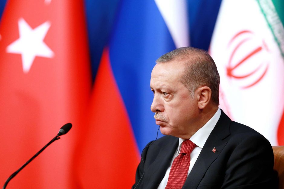 R. T. Erdoganas ragina Rusiją ir Iraną sustabdyti „katastrofą“ Idlibe