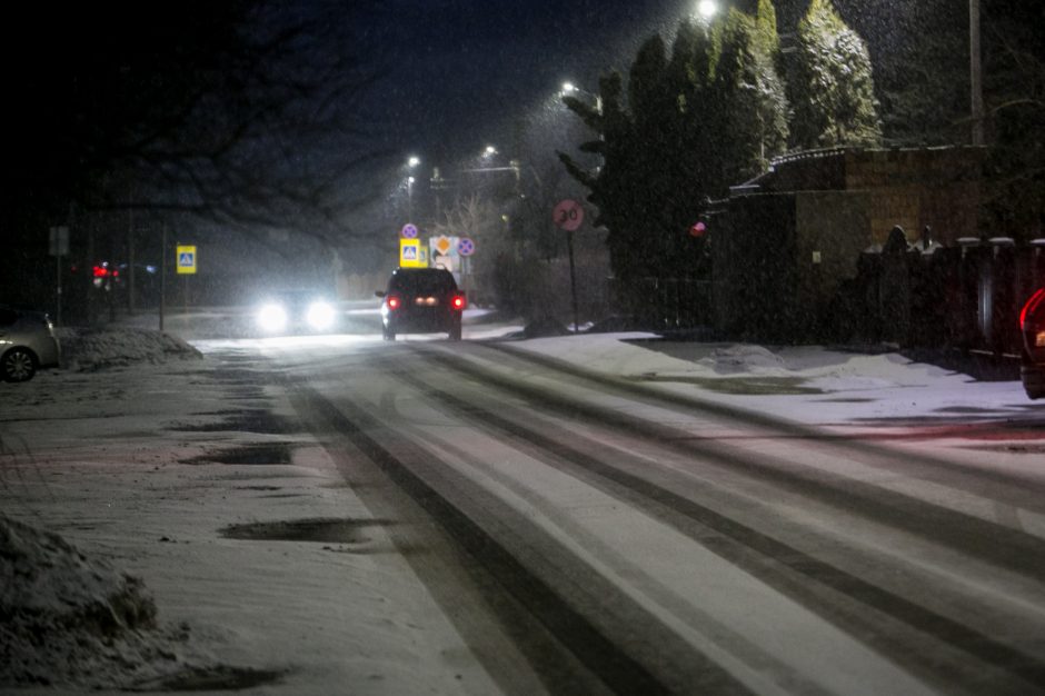 Sudėtingos eismo sąlygos Kaune