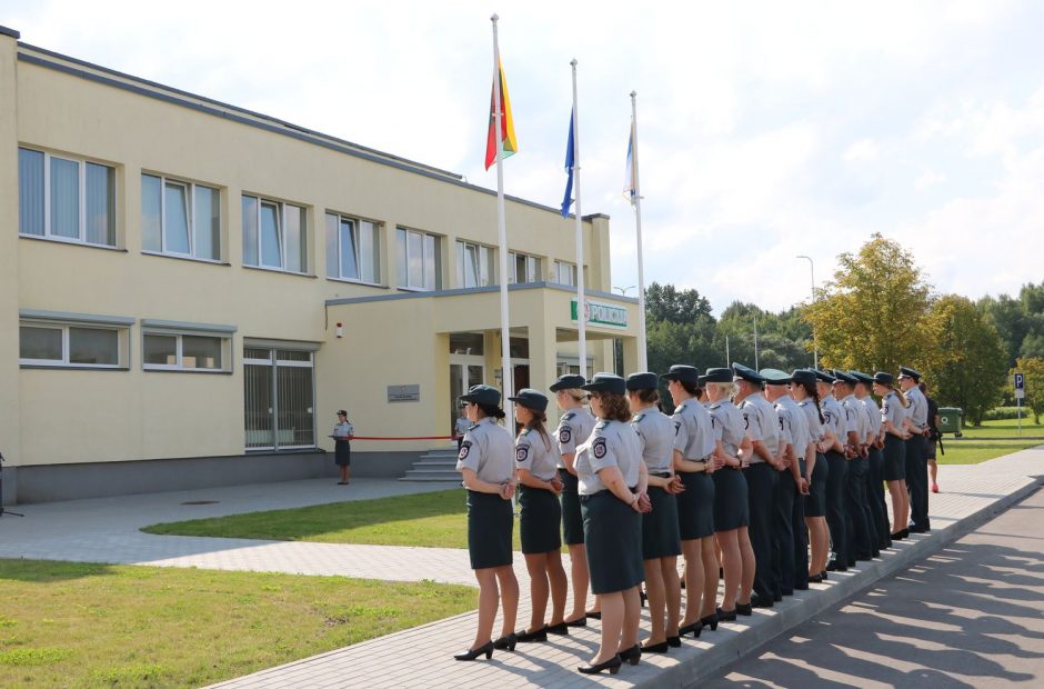 Pakaunės pareigūnai gyventojų laukia naujose patalpose