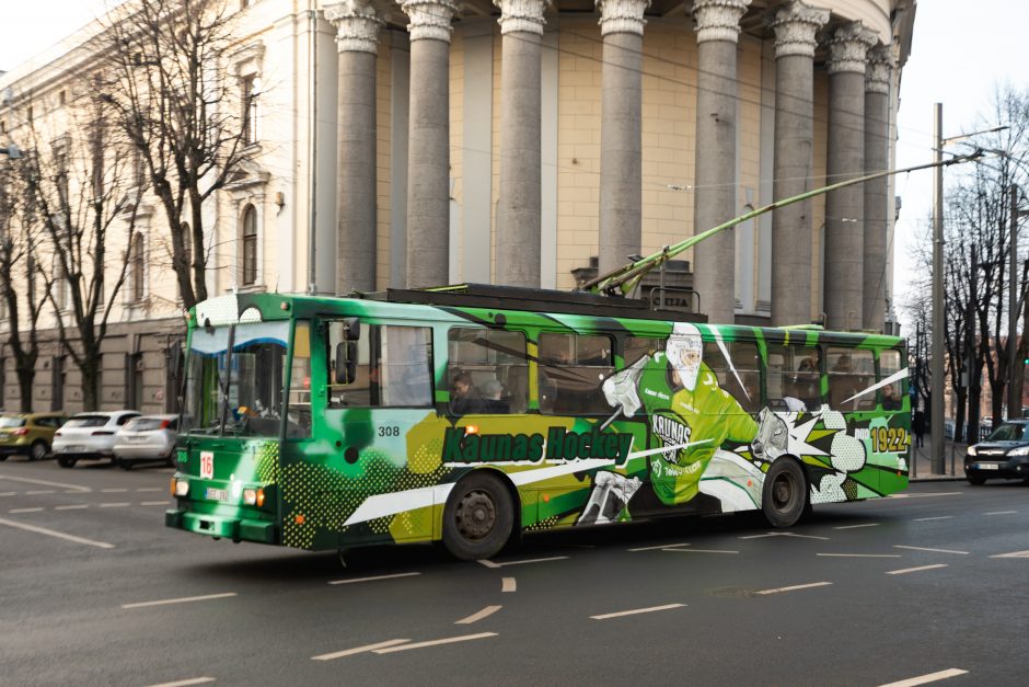 „Kaunas Hockey“ turės savo troleibusą: tai dovana už pergalę