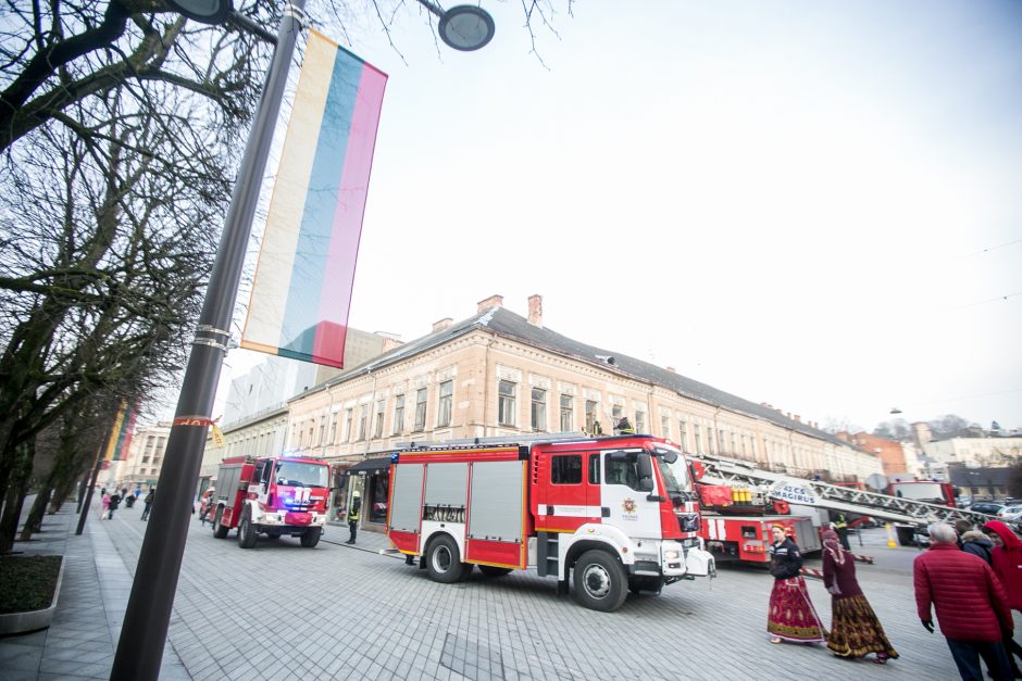 Laisvės alėjoje – gausios ugniagesių pajėgos