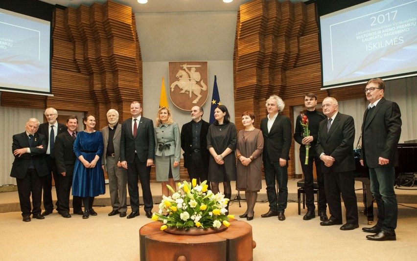 Vyriausybėje įteiktos kultūros ir meno premijos