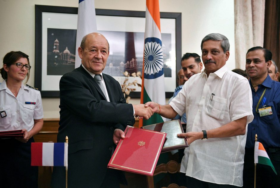 Indija ir Prancūzija galutinai susitarė dėl 36 naikintuvų įsigijimo 