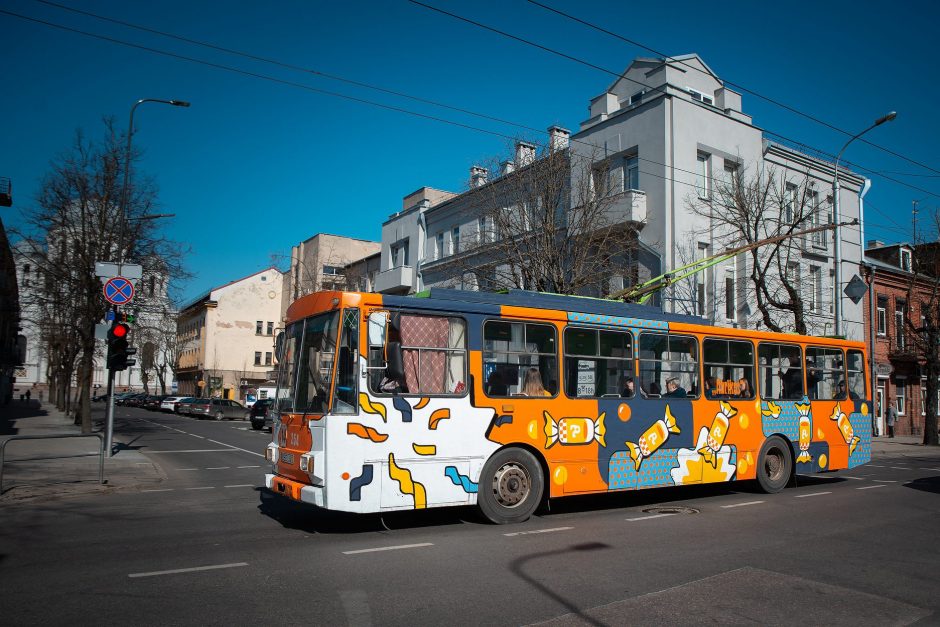 Neatpažįstamai pasikeitę senieji Kauno troleibusai