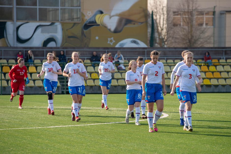 Lietuvos moterų futbolo rinktinės rungtynės su Farerų salų rinktine