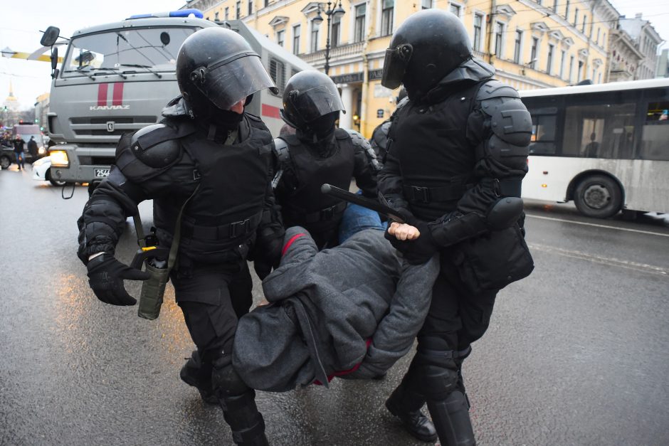 Maskvoje areštuojami protestuojantys A. Navalno šalininkai