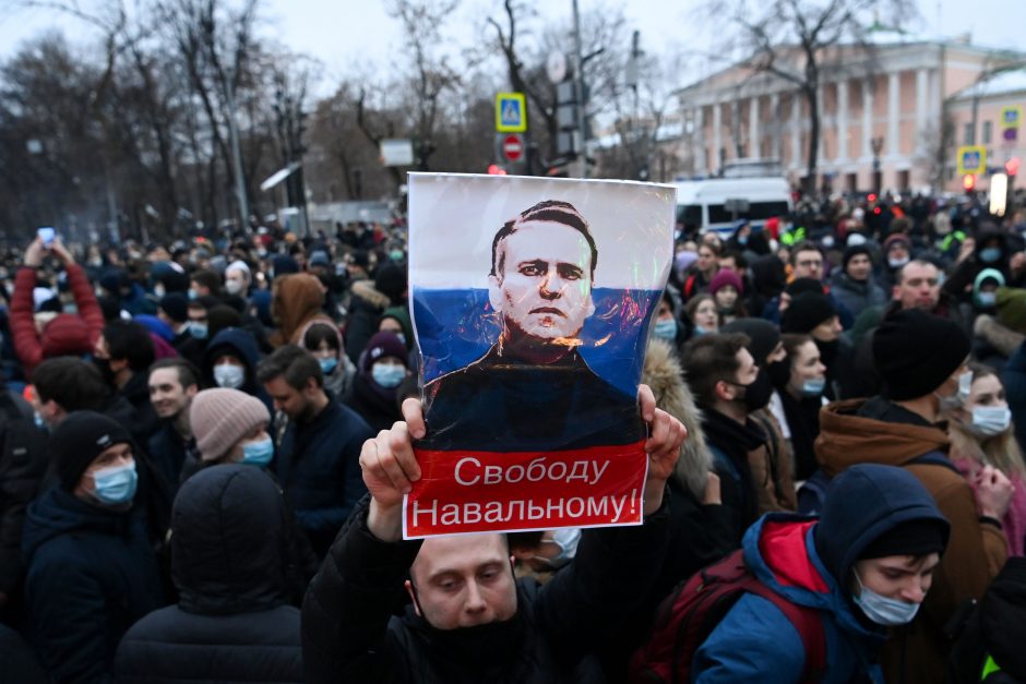 Maskvoje vilnija A. Navalno šalininkų protestai: tarp sulaikytųjų – Kremliaus kritiko žmona