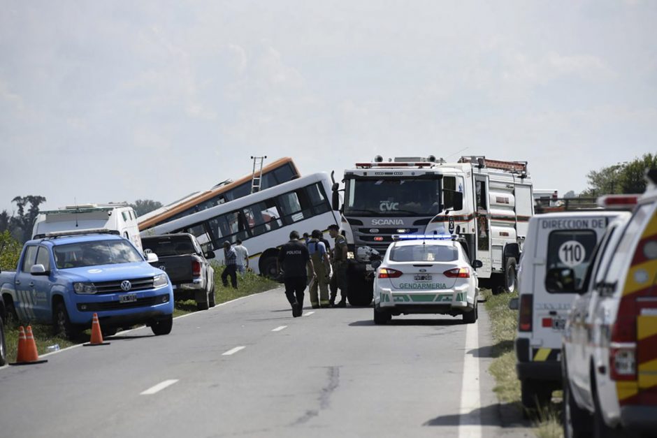 Autobusų kaktomuša Argentinoje, žuvo 13 žmonių