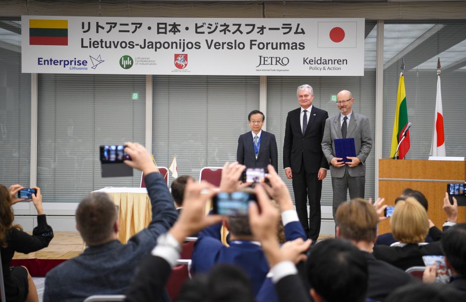 Lietuva ir Japonija pasirašė memorandumus energetikos ir IT srityse 