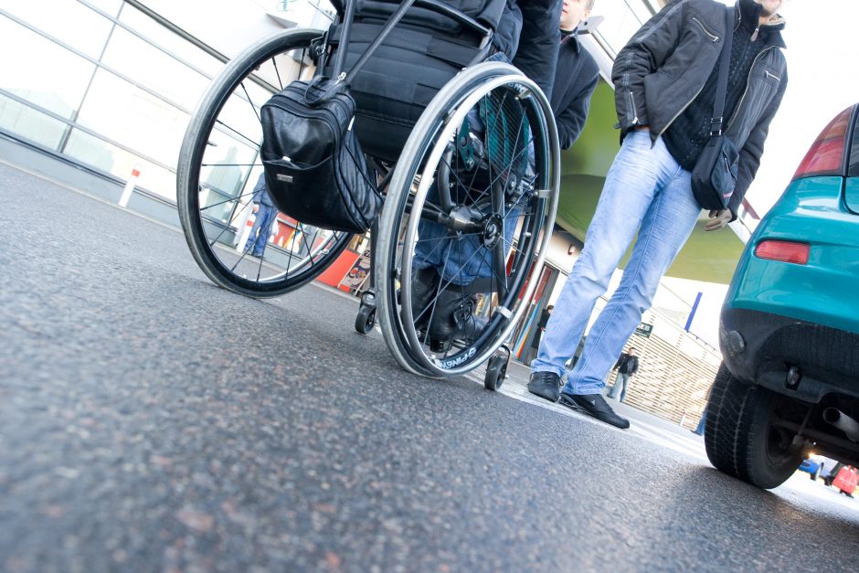 Baus savivaldybes, nesudariusias sąlygų balsuoti neįgaliesiems?