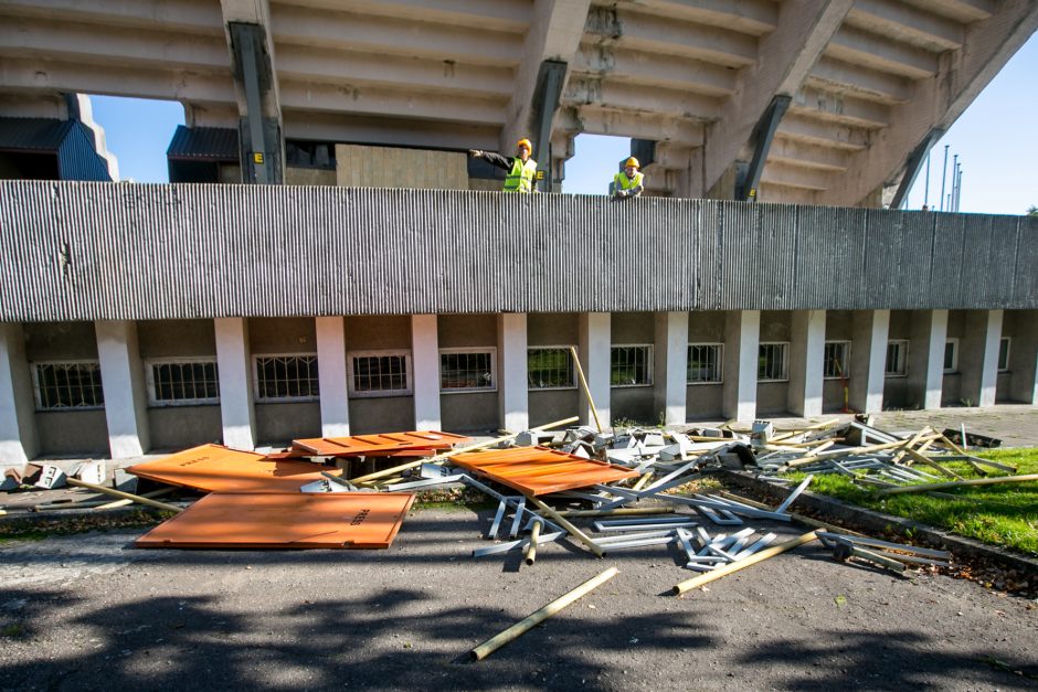 Darbo inspekcijos vizitas rekonstruojamame Kauno stadione