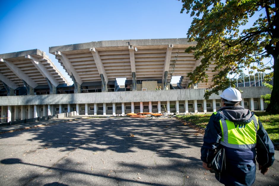Renginiai pradėtame tvarkyti Kauno stadione užkliuvo Darbo inspekcijai