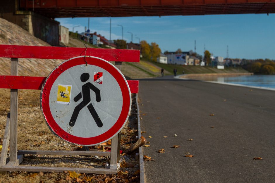 Nemuno krantinėje teks būti labai atsargiems: atitvarų nebus