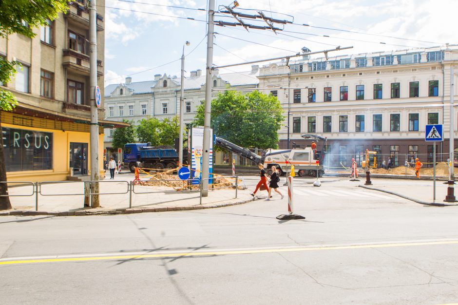 Kelio darbai vienoje pagrindinių Kauno sankryžų