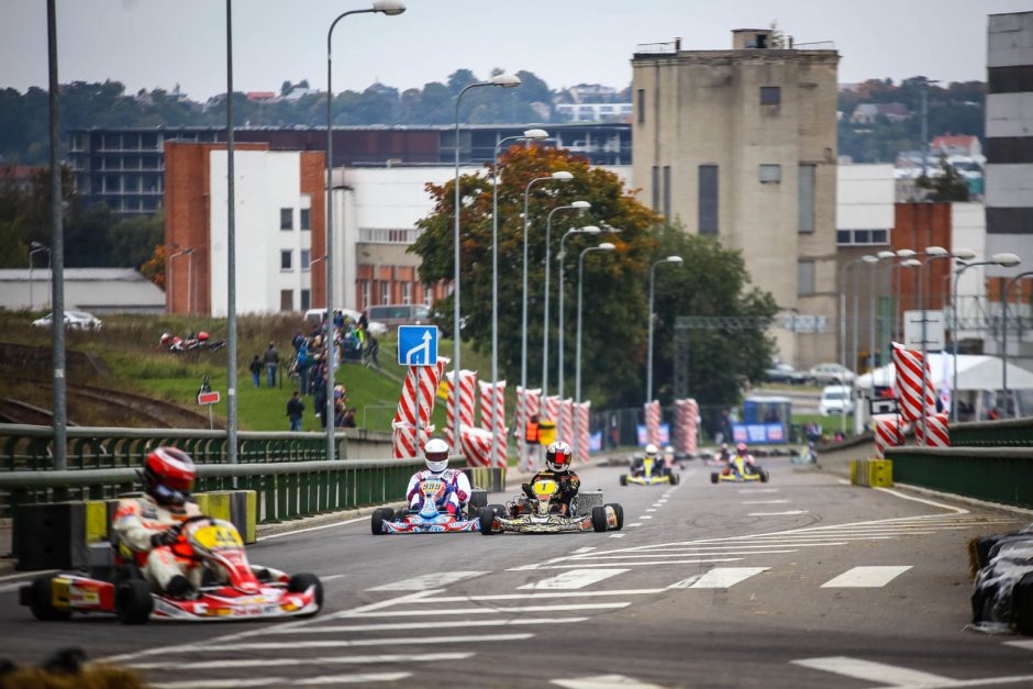 Į Kauno gatves grįžta ištvermės kartingas