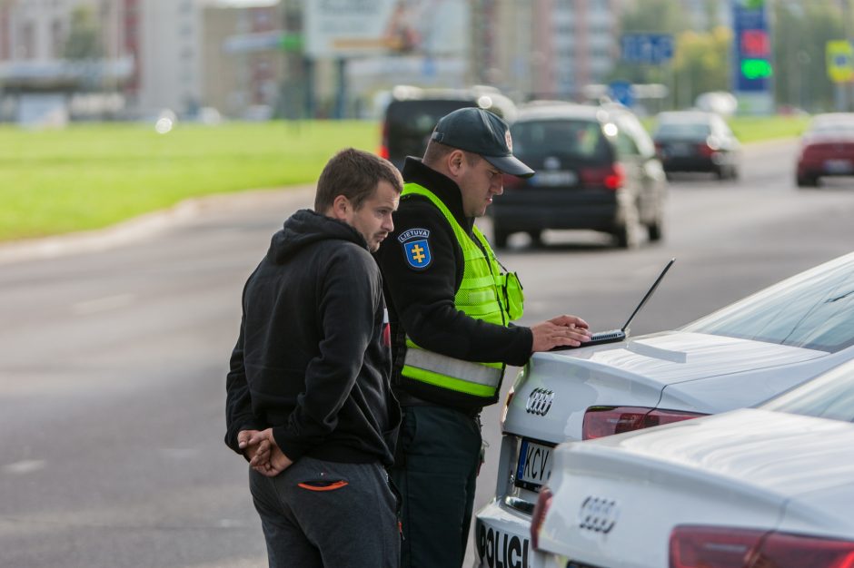 Neblaivus vairuotojas prisižaidė – gali būti konfiskuotas darbdavio automobilis