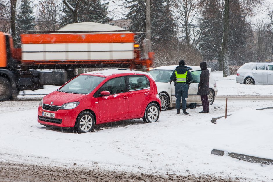 Sudėtingos eismo sąlygos Kaune