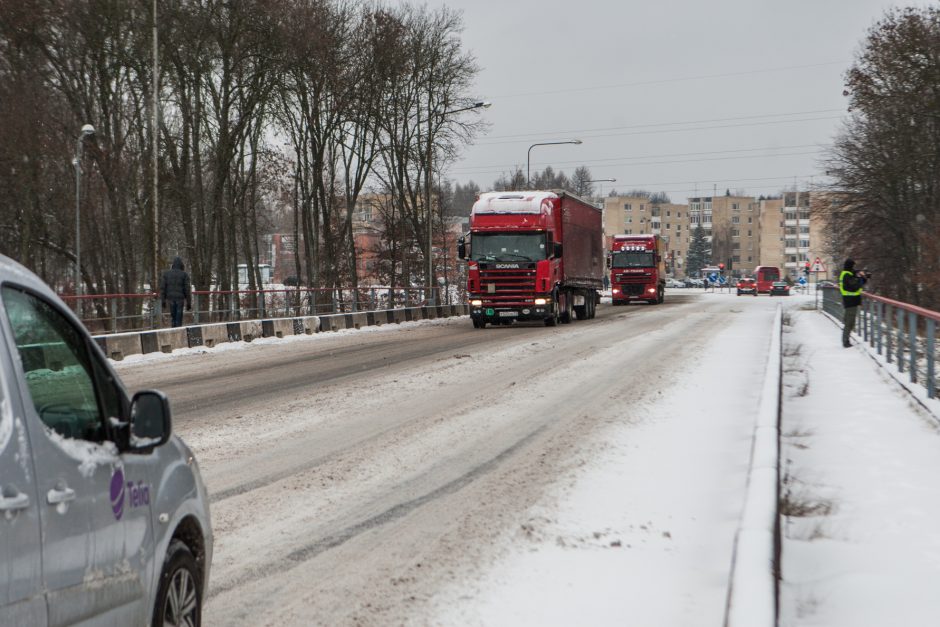 Sudėtingos eismo sąlygos Kaune