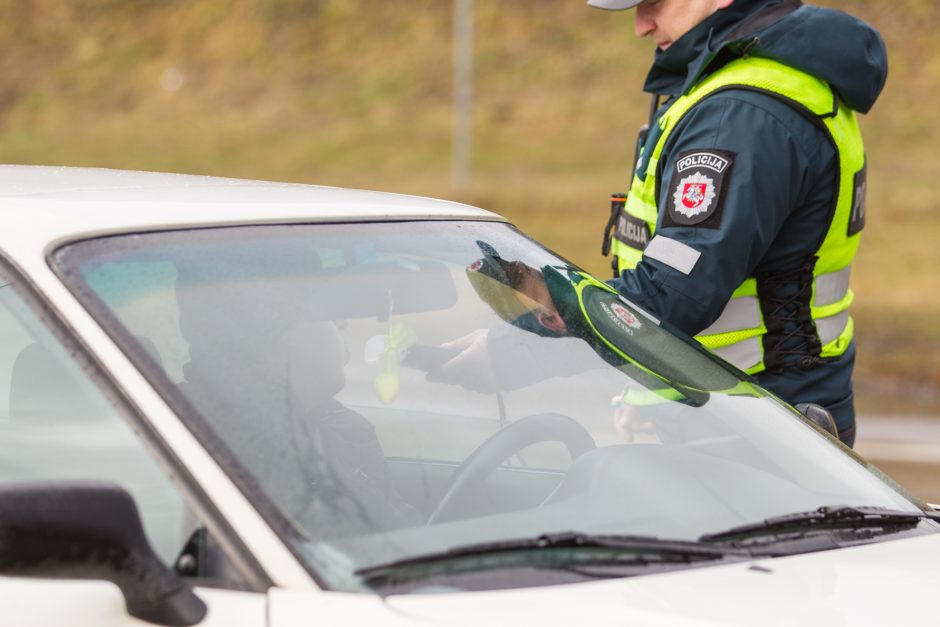 Policijos reidas Piliakalnio gatvėje