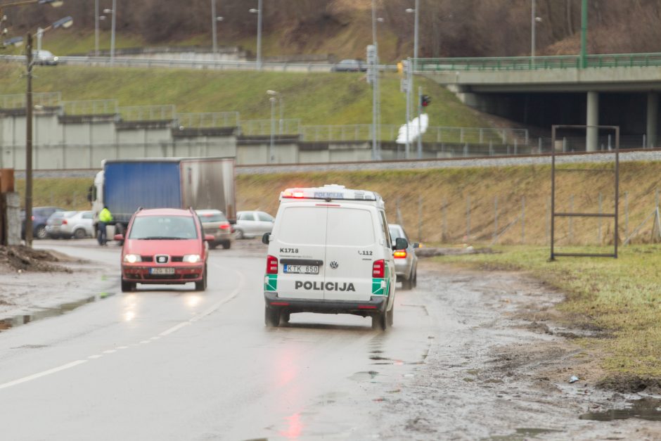 Policijos reidas Piliakalnio gatvėje