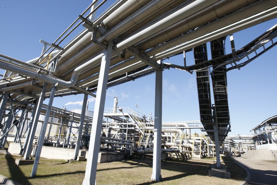 „Klaipėdos nafta“ pirmą sykį priėmė naujos kartos biodegalus