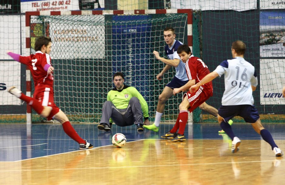 Studentai susigrąžino Klaipėdos salės futbolo čempionų karūną