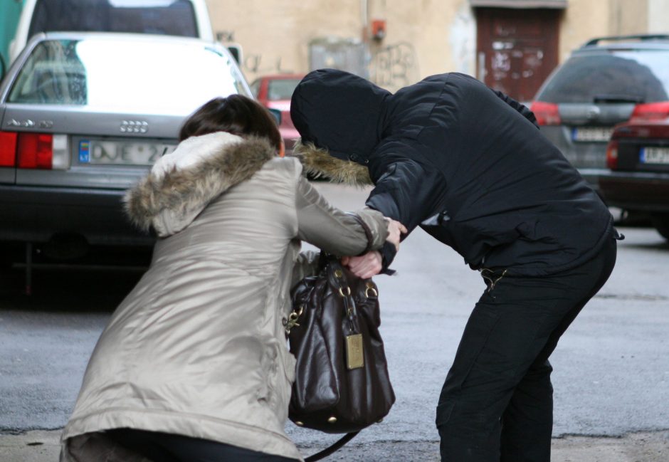 Policija apie pensininkių plėšiką: jį tikrai rasime