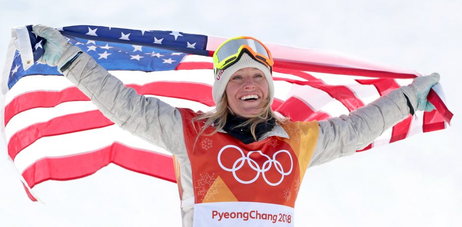 JAV snieglentininkė apgynė olimpinės čempionės titulą