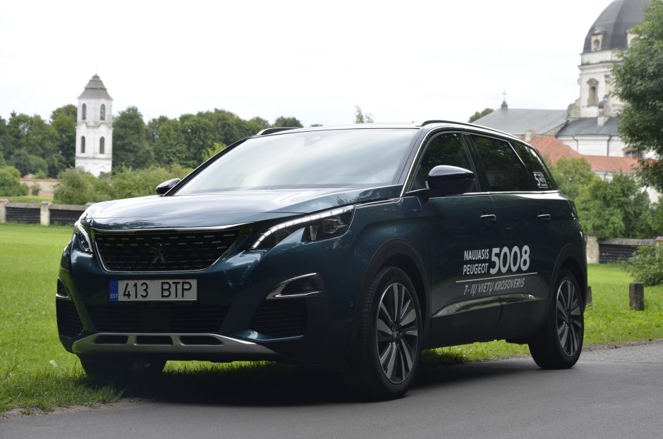 „Peugeot 5008“: didesnysis brolis atvyko