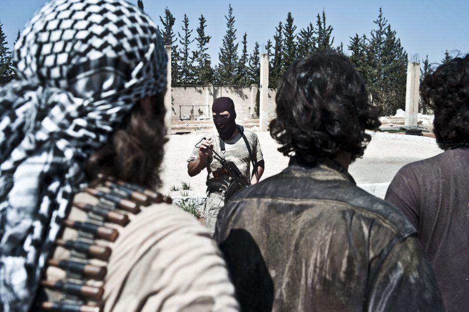 Džihadistai ragina žudyti JAV vadovaujamos koalicijos šalių piliečius