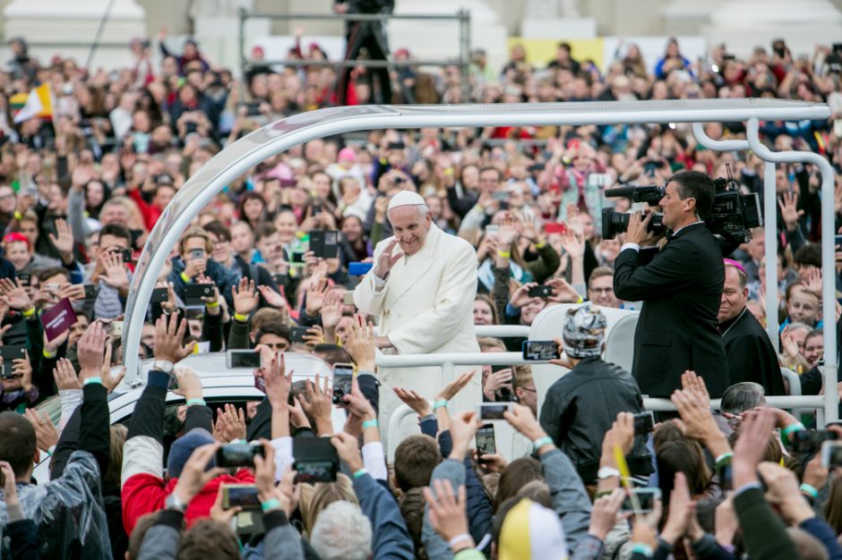 Jaunimas laukia popiežiaus Pranciškaus