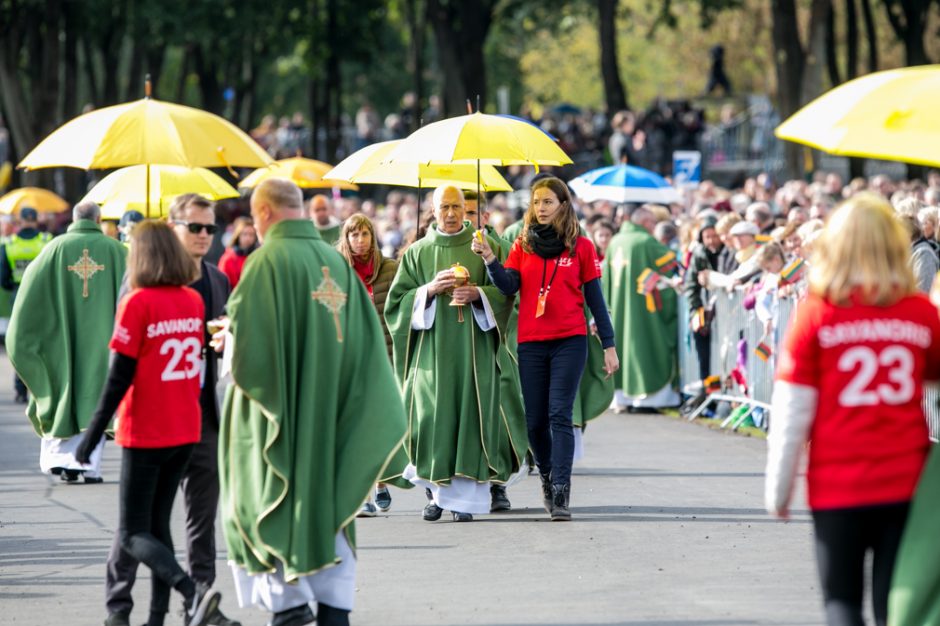 Popiežiaus malda Santakos parke: nebijokime eikvoti savęs dėl mažiausiųjų 