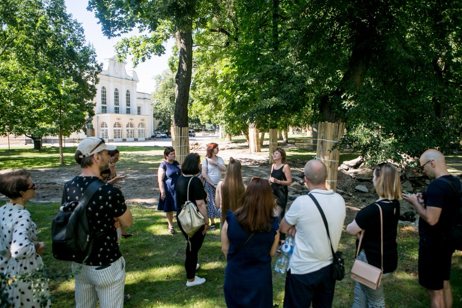 Apribotos galimybės keliauti miestiečiams leidžia pažinti Kauną