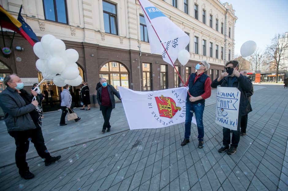 Architektai susirinko palaikyti teisiamą A. Karalių