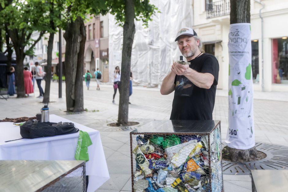 „Kiemų šventė“ Kaune: nuo rankų darbo muilo iki Kaligulos nuodų ir ore sklandančios poezijos